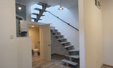 EN ARRIENDO COMODA CASA 2 PISOS EN TOESCA