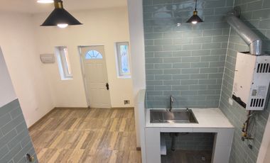 EN ARRIENDO COMODA CASA 2 PISOS EN TOESCA