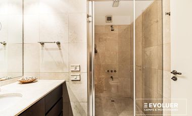 Venta departamento 4 dormitorios 2 cocheras. Palermo Chico