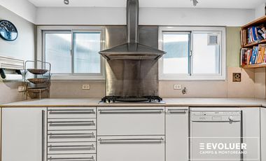 Venta departamento 4 dormitorios 2 cocheras. Palermo Chico