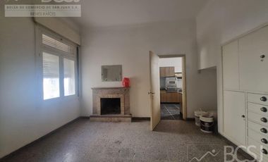 Casa en  Capital 565