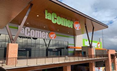 Se rentan locales en Plaza El Refugio en Querétaro