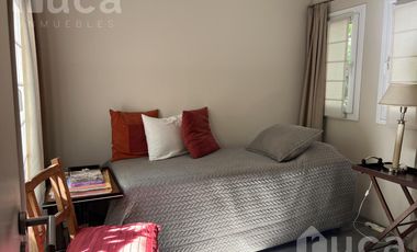 ALQ y VENTA | Refinada CASA Moderna c/Bello Jardin | B.Priv Villa Bertha