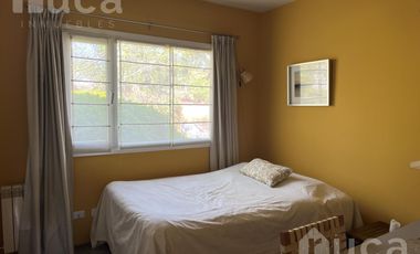 ALQ y VENTA | Refinada CASA Moderna c/Bello Jardin | B.Priv Villa Bertha