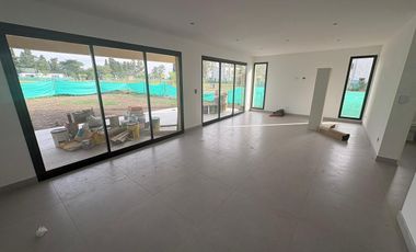 Casa en venta en santa Sofiasanta sofia