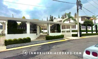 CASA EN RENTA EN CONDADO DE SAYAVEDRA.