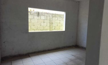 CASA EN VENTA CON TERRENO  BARDEADO TUXPAN VERACRUZ