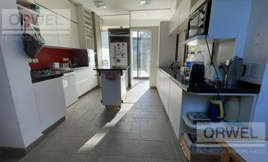 Casa en Alquiler o Venta en Club de Campo Hacoaj. Pileta