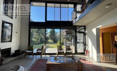 Casa en Alquiler o Venta en Club de Campo Hacoaj. Pileta