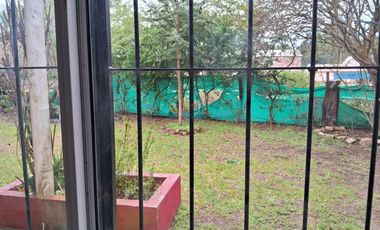 Casa en Colonia Adela