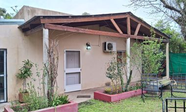 Casa en Colonia Adela