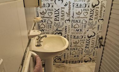 Casa en Colonia Adela