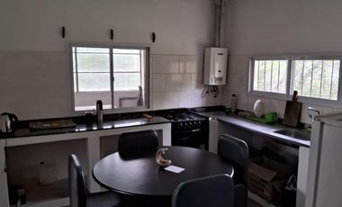 Casa en Colonia Adela