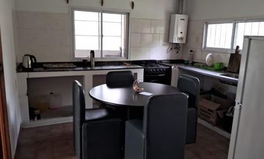 Casa en Colonia Adela