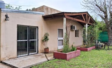 Casa en Colonia Adela