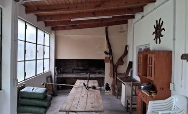 Casa en Colonia Adela