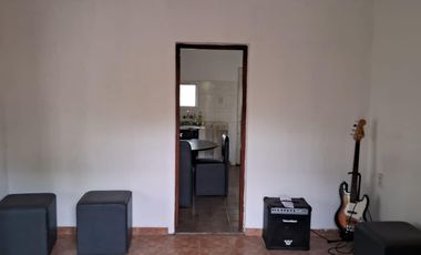 Casa en Colonia Adela