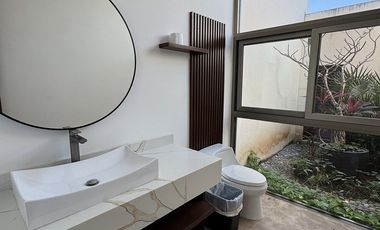 Residencia en Venta o Renta en privada Alto Viento, Temozón, Mérida