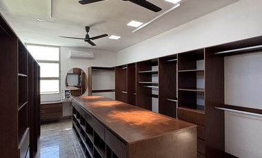 Residencia en Venta o Renta en privada Alto Viento, Temozón, Mérida