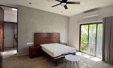 Residencia en Venta o Renta en privada Alto Viento, Temozón, Mérida