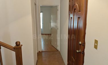 Raquet Club: Amplia casa con gran jardín trasero en cluster con alberca