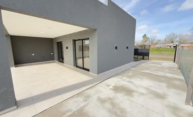 VENTA/APTA CRÉDITO - CASA 2 dormitorios a estrenar  - Funes Norte, Funes