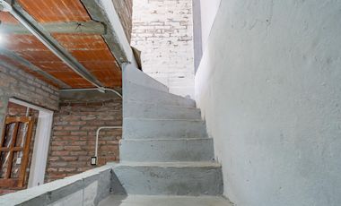 VENTA/FINANCIACION - Casa interna - Jardín con pileta - Andino