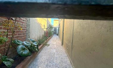 Casa venta Luis Guillón y dos departamentos al fondo!