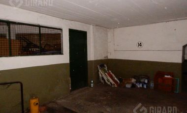 Cochera en block en venta, OPORTUNIDAD.