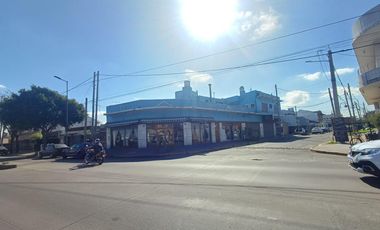 Edificio Comercial en bloque