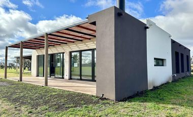 ¡Ven y descubre tu refugio de ensueño en La Federala Club de Campo!
