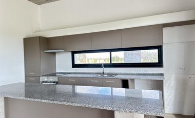 ¡Ven y descubre tu refugio de ensueño en La Federala Club de Campo!