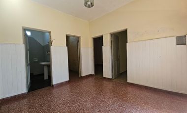 Casa SE VENDE