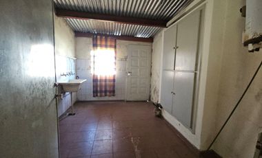 Casa SE VENDE