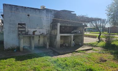 Casa SE VENDE