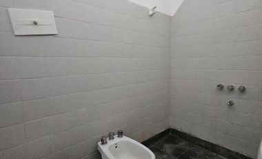 Casa SE VENDE