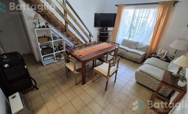 EXCELENTE CASA EN COSTA AZUL