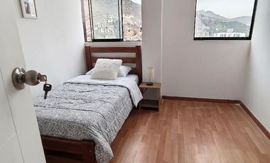 Venta de Departamento en Ate- Estreno, urb. Alpamayo