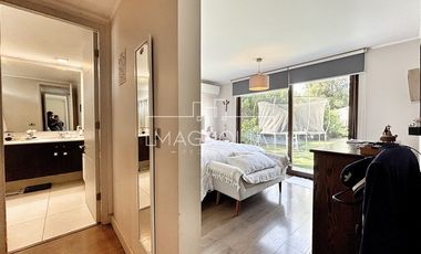 Casa en Venta en GRAN JARDIN CON PISCINA, QUINCHO, 4D/3B MÁS SERVICIO, EN SANTA ELENA, CHICUREO