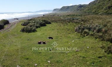 Terreno con orilla de mar en «Playa Rahue», vistas espectaculares y alto potencial inmobiliario