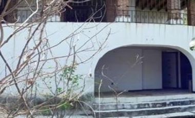CASA PARA REMODELAR CON EXCELENTE VISTAS DEL ESTADO DE MORELOS JIUTEPEC