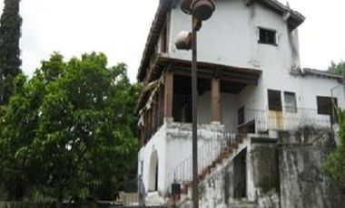 CASA PARA REMODELAR CON EXCELENTE VISTAS DEL ESTADO DE MORELOS JIUTEPEC