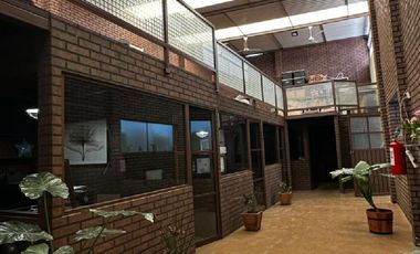 RENTA BODEGA - OFICINAS, ZONA COAPA, 600 M2, EXCELENTE DISTRIBUCIÒN. 5 MINUTOS PERIFERICO SUR