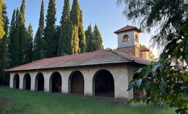 Importante propiedad - A metros de Circunvalación y Autopista Santa Fe