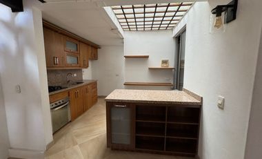 Segundo piso en venta en un sector muy residencial