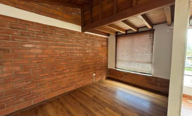 Segundo piso en venta en un sector muy residencial