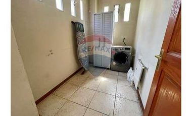 Hermosa casa con amplio terreno en Ñuñoa