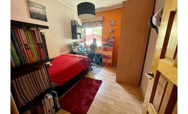 Hermosa casa con amplio terreno en Ñuñoa
