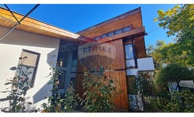Hermosa Casa de 4 hab en Buin