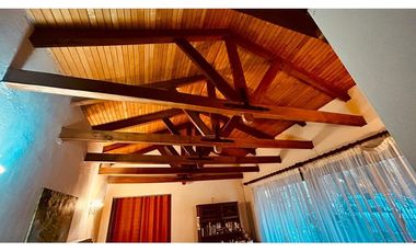 Casa a la venta - Jardín de los Andes Rgua